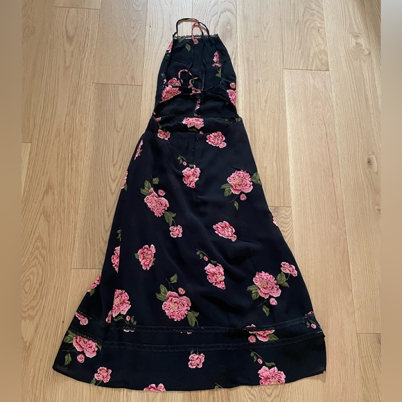 REFORMATION Halter Dress - Picture 6 of 9